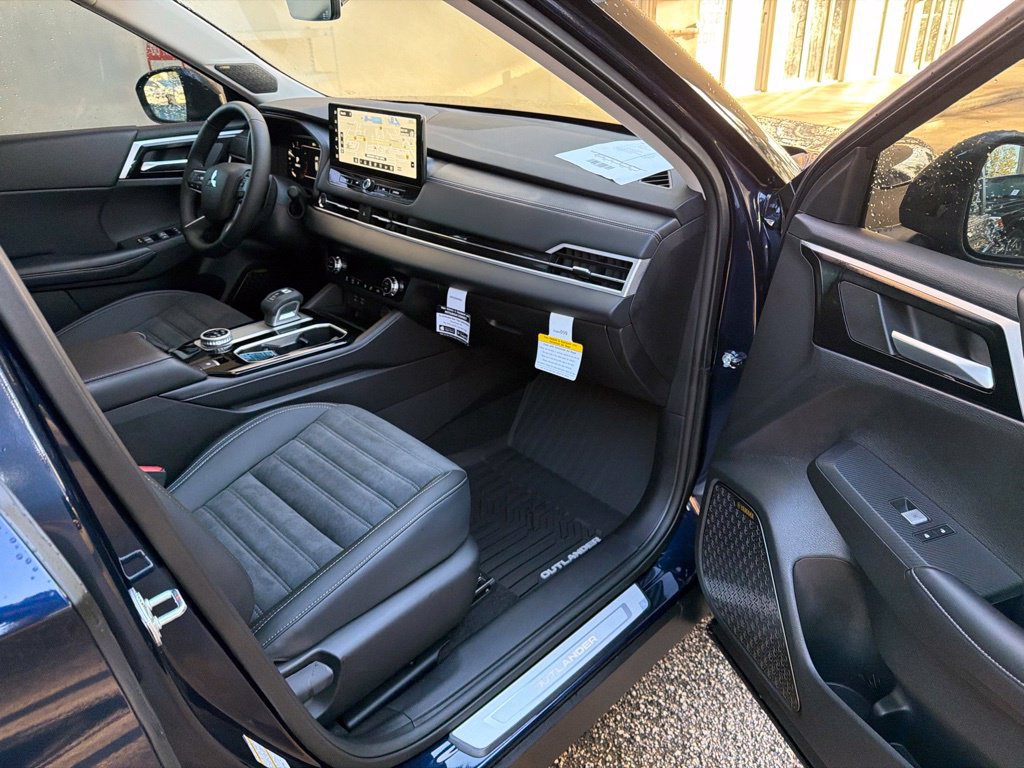 New 2026 Mitsubishi Outlander SE FWD image 24