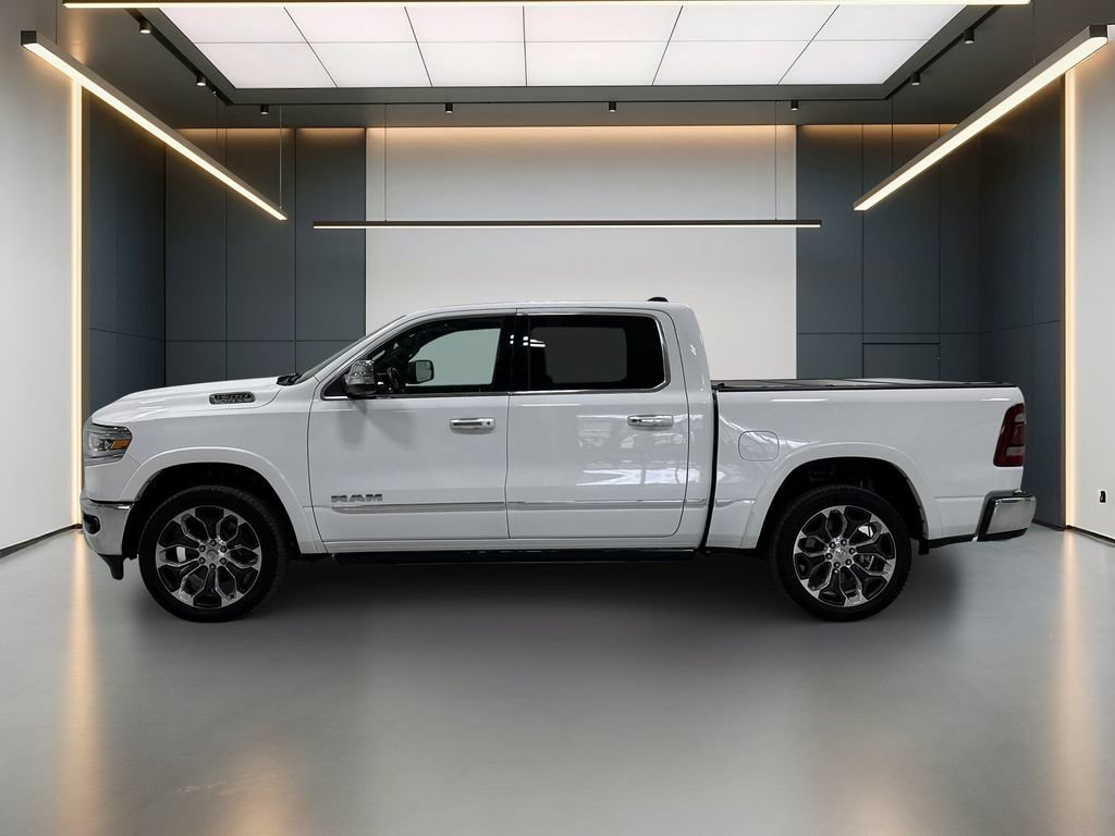 Used 2022 RAM 1500 Limited AWD/4WD image 2