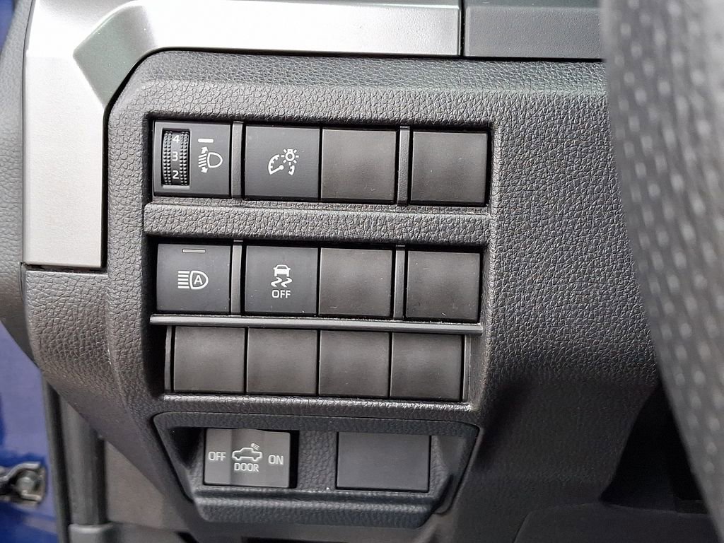 Used 2024 Toyota Tacoma TRD Off-Road AWD/4WD image 25