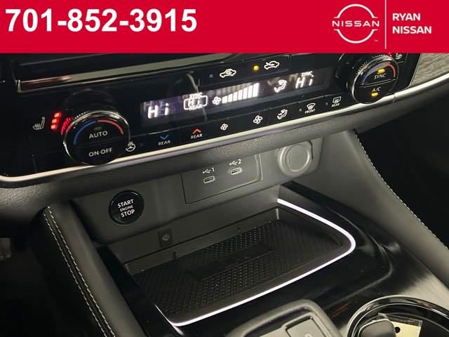 Certified 2025 Nissan Rogue Platinum w/ Platinum Premium Package image 23