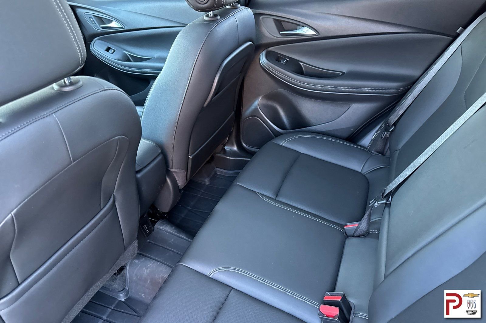 Used 2024 Buick Encore GX Sport Touring w/ Experience Buick Package image 14