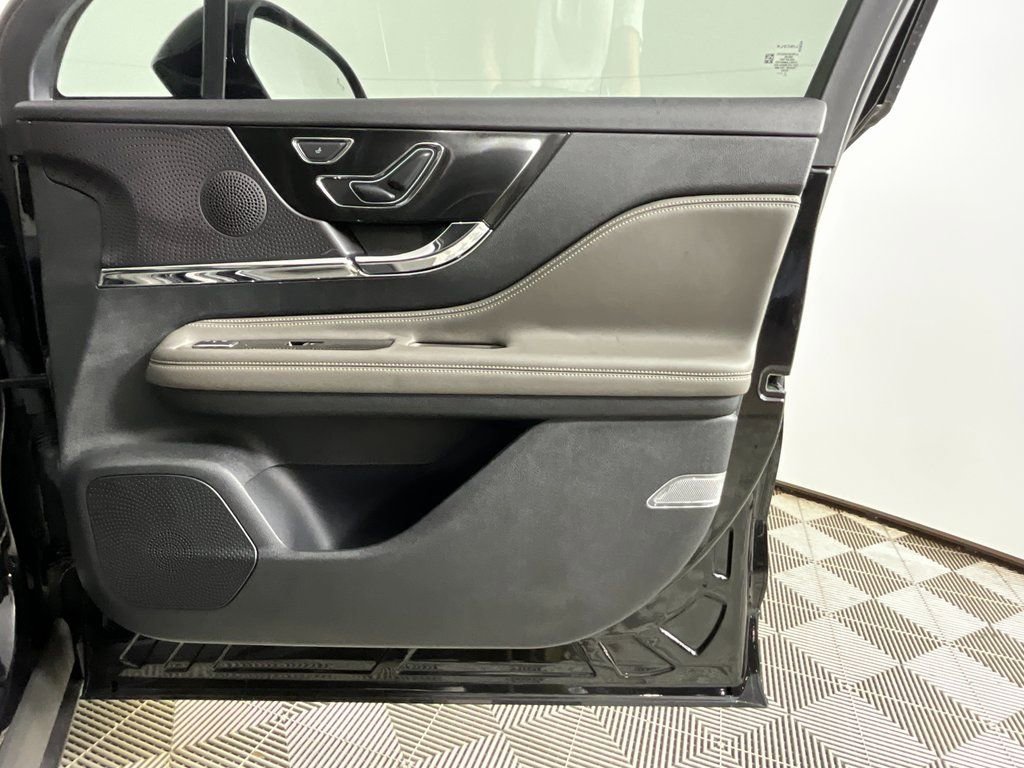 Certified 2023 Lincoln Corsair FWD image 21
