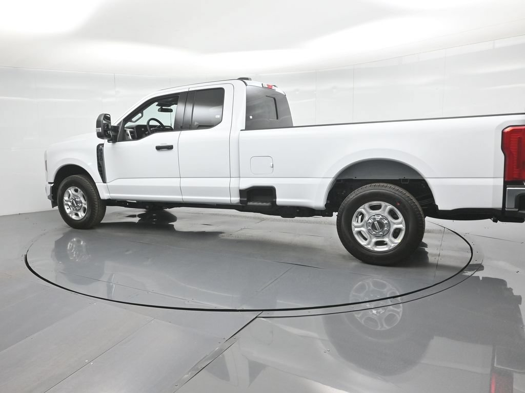 New 2026 Ford F350 XLT RWD image 6