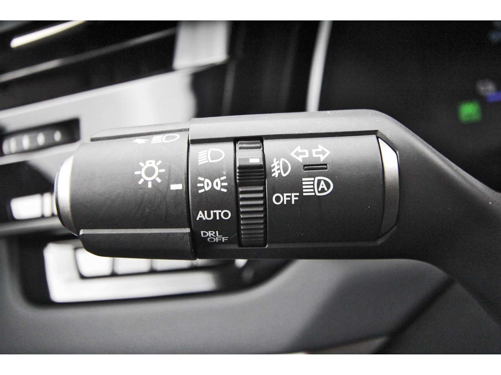 Used 2025 Lexus RX 450h AWD w/ Convenience Package image 17