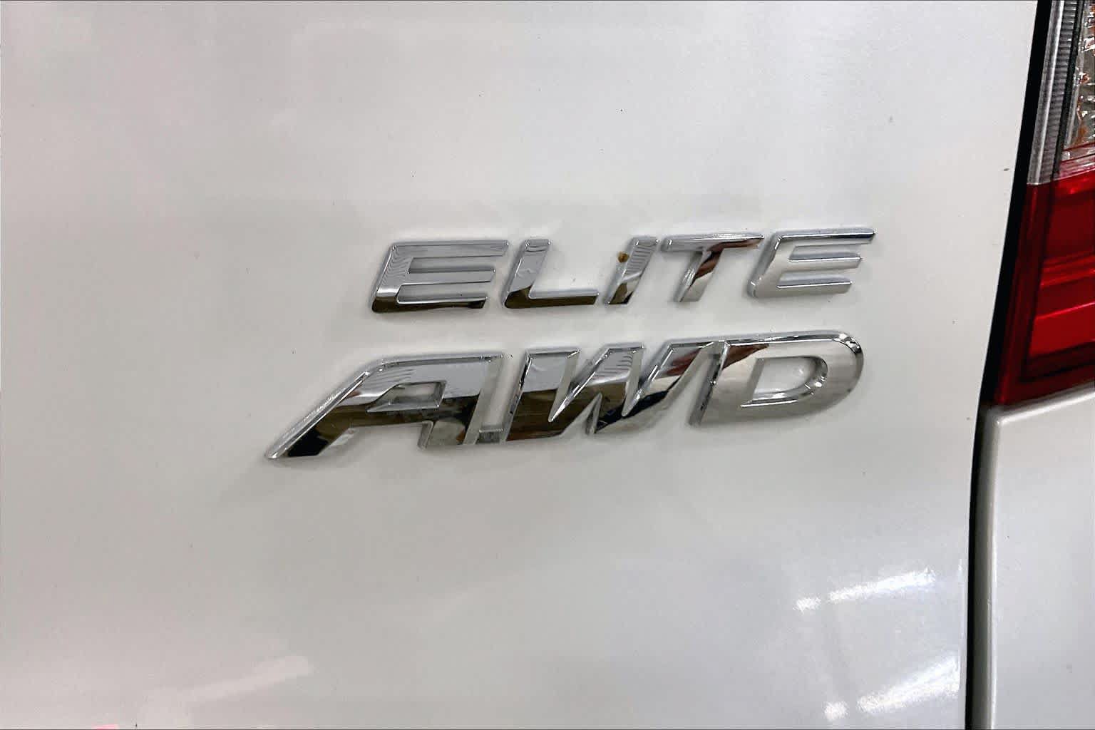 Used 2020 Honda Pilot Elite image 10