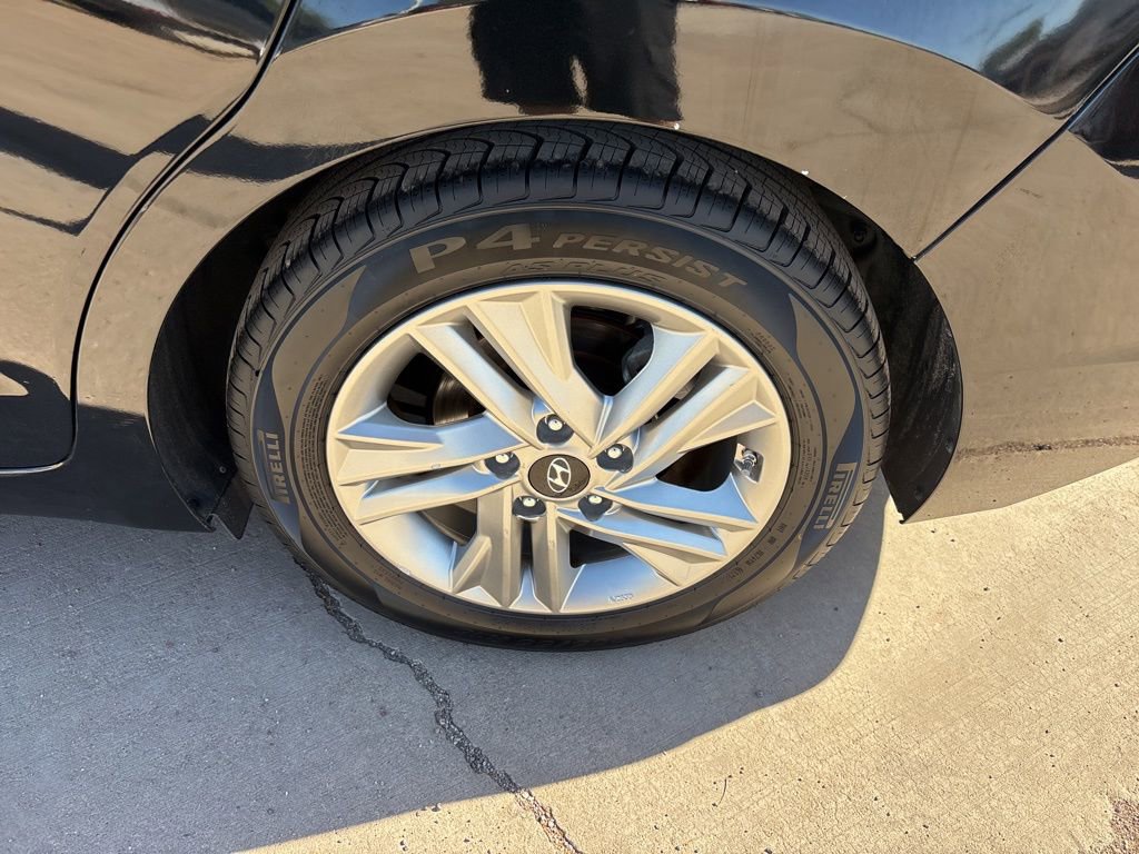Used 2020 Hyundai Elantra Value Edition w/ Cargo Package (C1) image 10