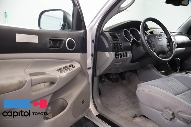 Used 2011 Toyota Tacoma PreRunner w/ TRD Off-Road Pkg w/JBL Audio RWD image 8
