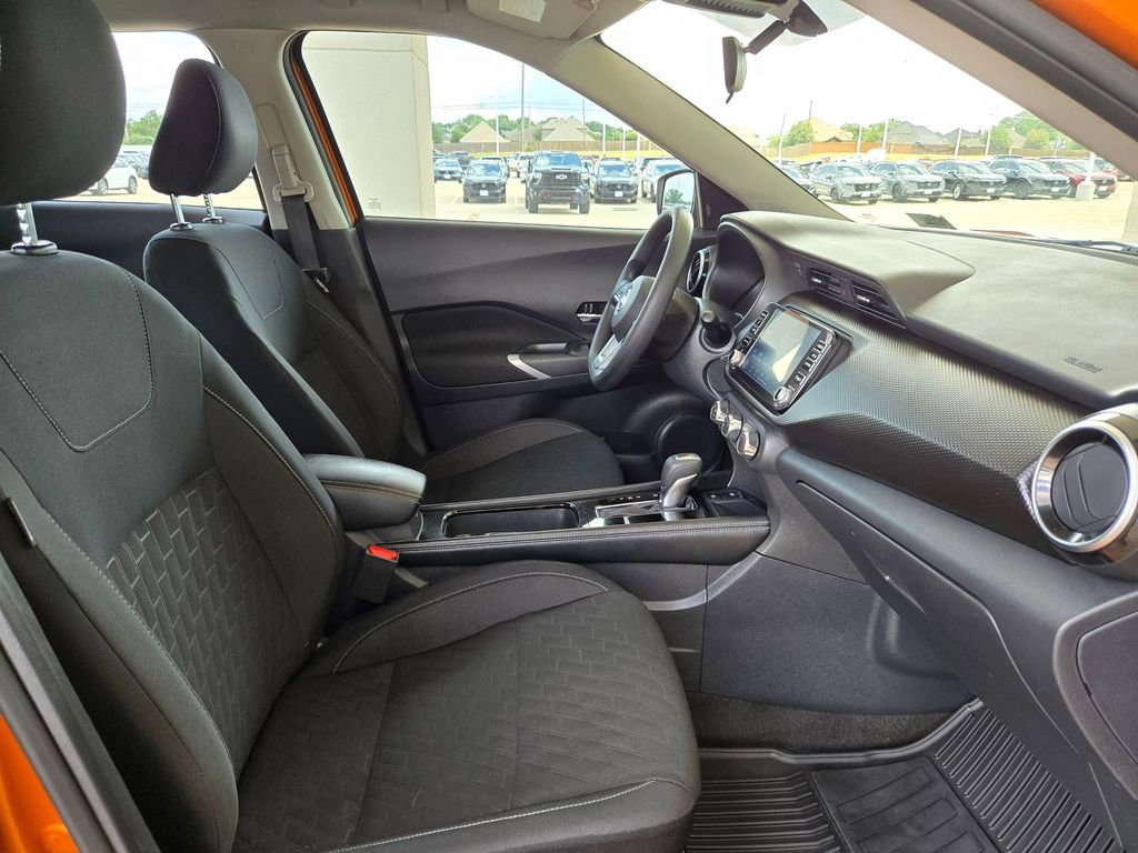Used 2024 Nissan Kicks SV FWD image 25