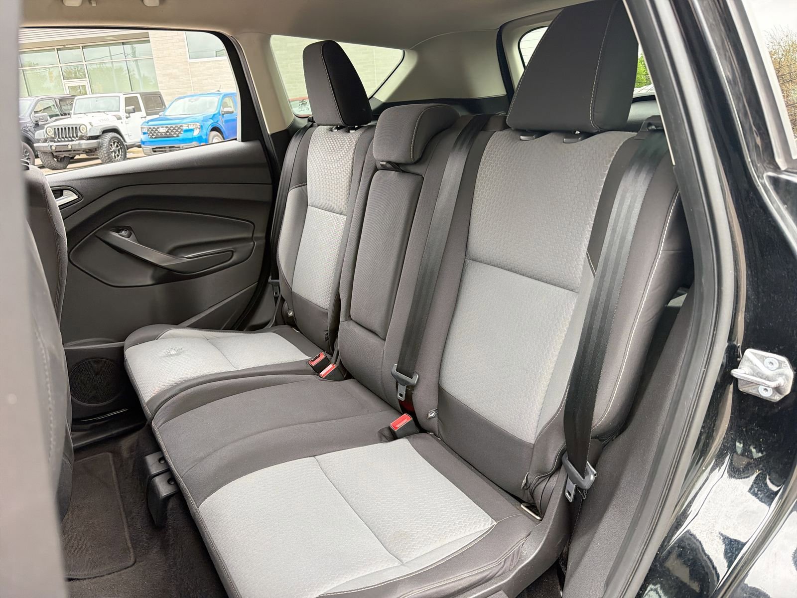 Used 2018 Ford Escape SE FWD image 22