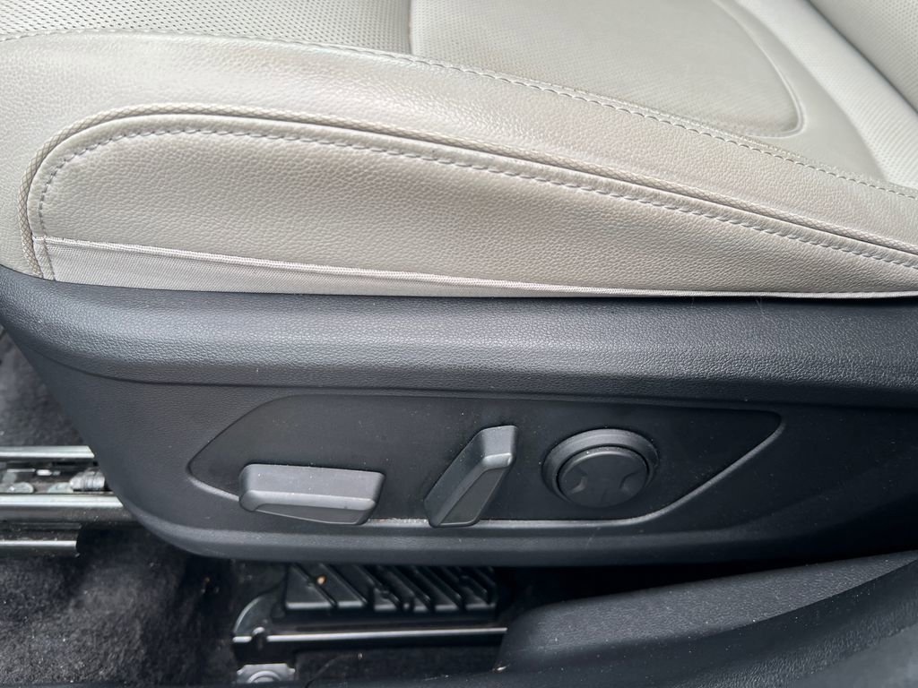 Certified 2024 Hyundai Tucson Limited image 10