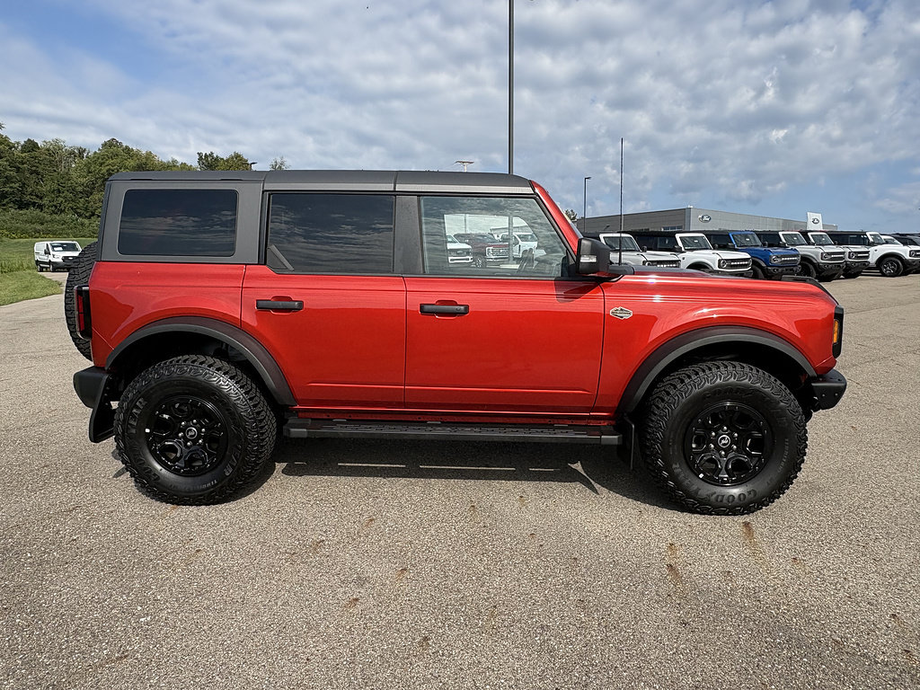 Used 2023 Ford Bronco Wildtrak AWD/4WD image 6