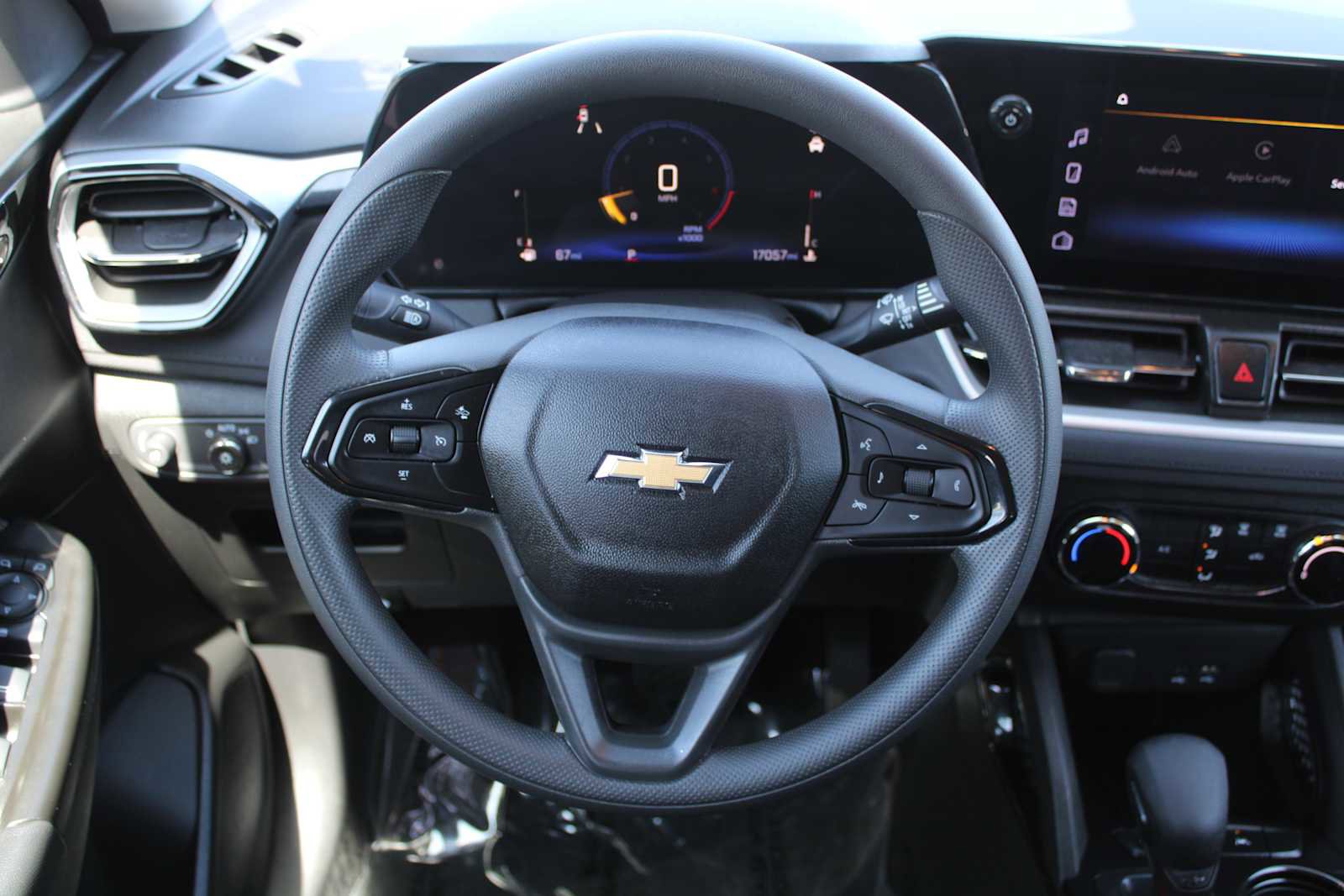 Certified 2024 Chevrolet TrailBlazer LS w/ LS Convenience Package FWD image 12