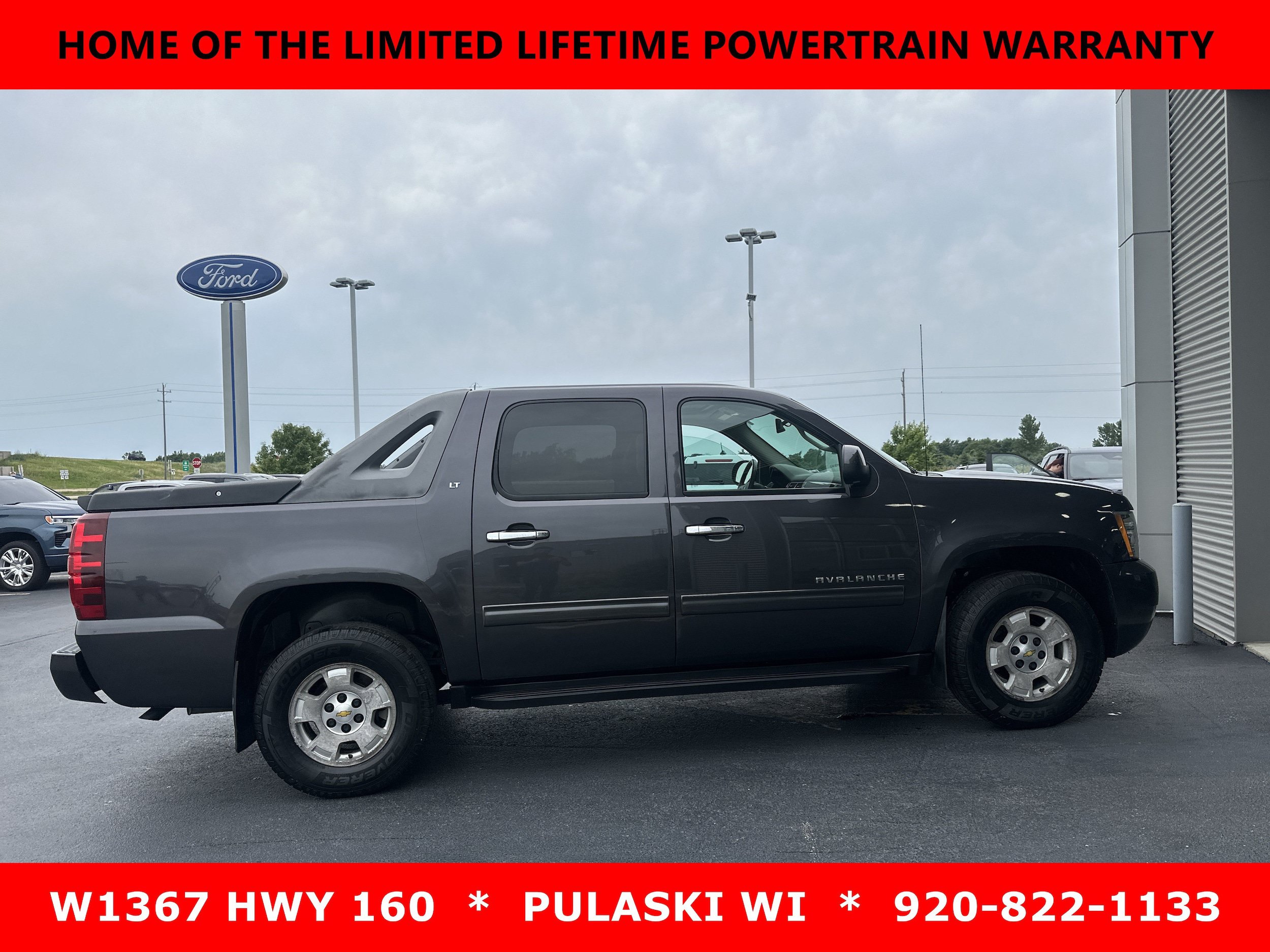 Used 2010 Chevrolet Avalanche LT w/ Luxury Package AWD/4WD image 1
