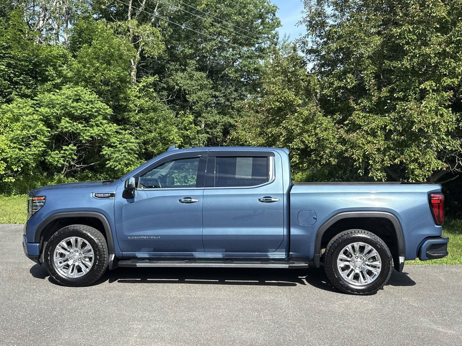 Used 2025 GMC Sierra 1500 Denali AWD/4WD image 13