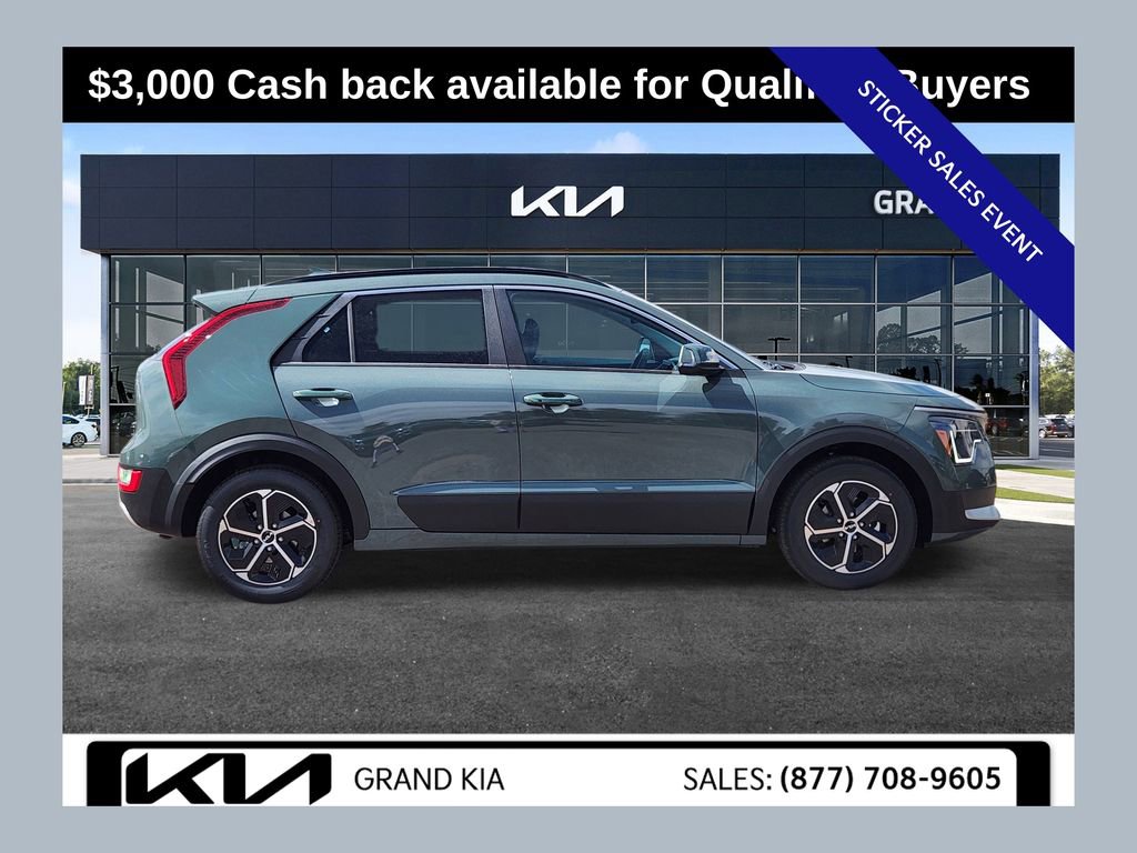 New 2025 Kia Niro EX image 1