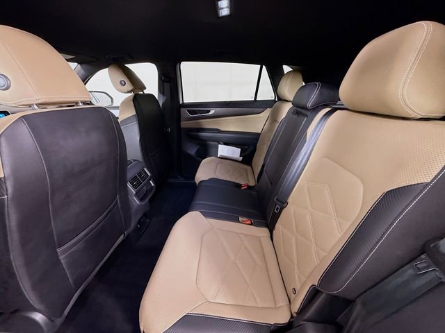 Used 2024 Volkswagen Atlas Cross Sport SE image 23