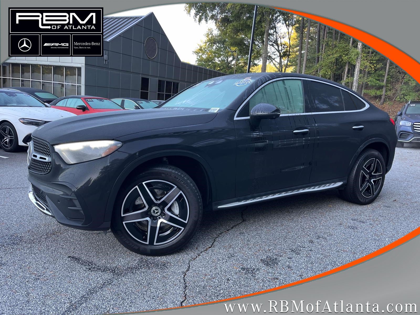 Used 2024 Mercedes-Benz GLC 300 4MATIC image 1