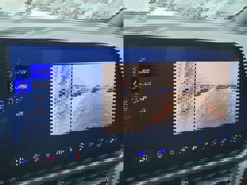 Certified 2024 Chevrolet Equinox EV RS FWD image 28