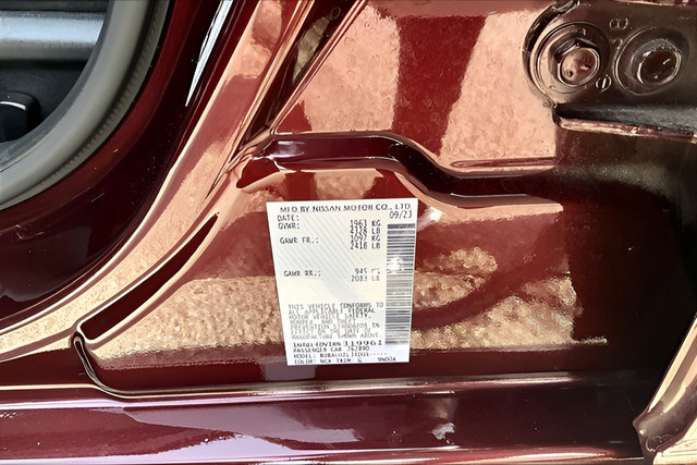 Used 2024 Nissan Altima 2.5 SV FWD image 16