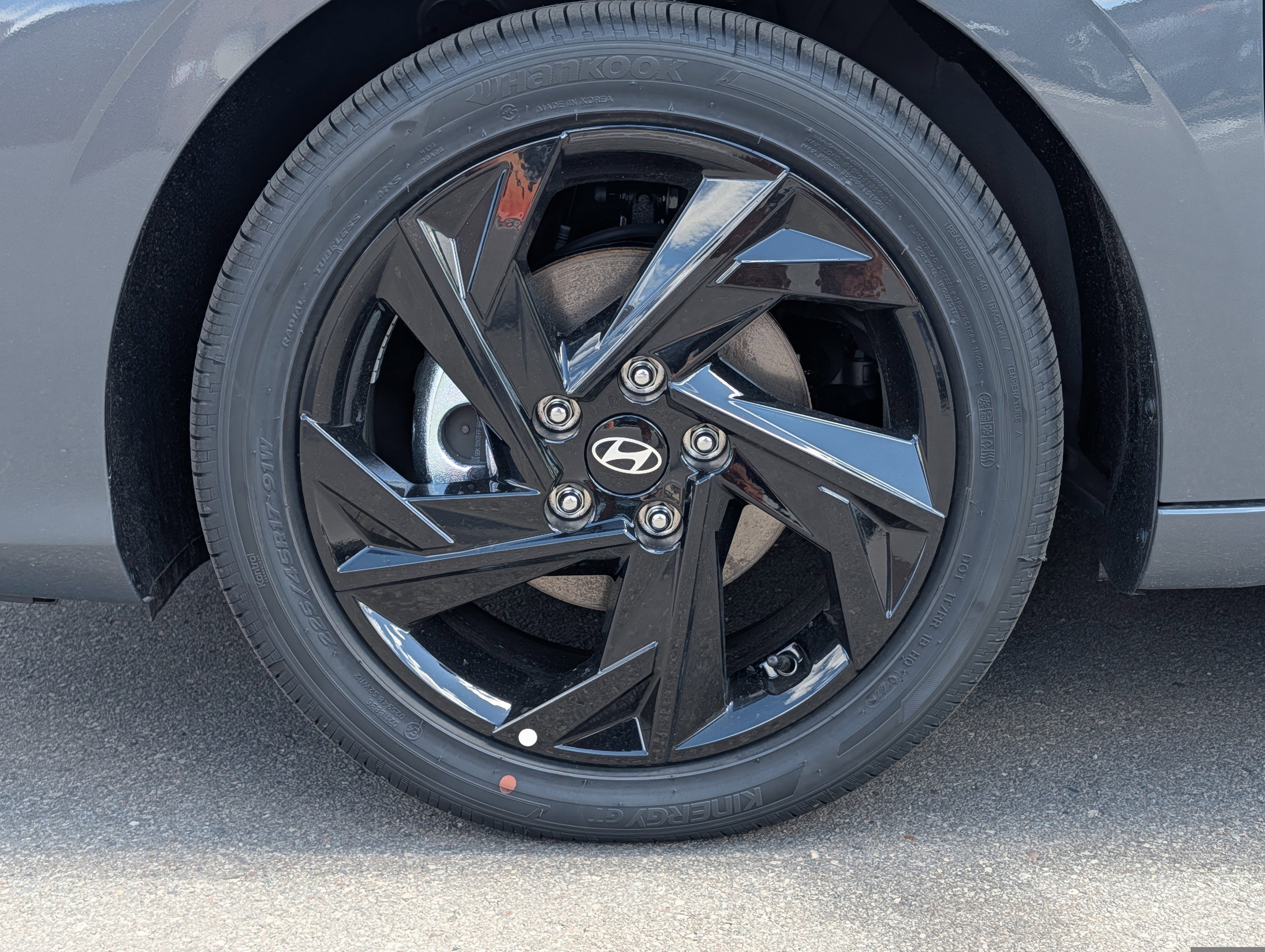 New 2026 Hyundai Elantra SEL Sport FWD image 5