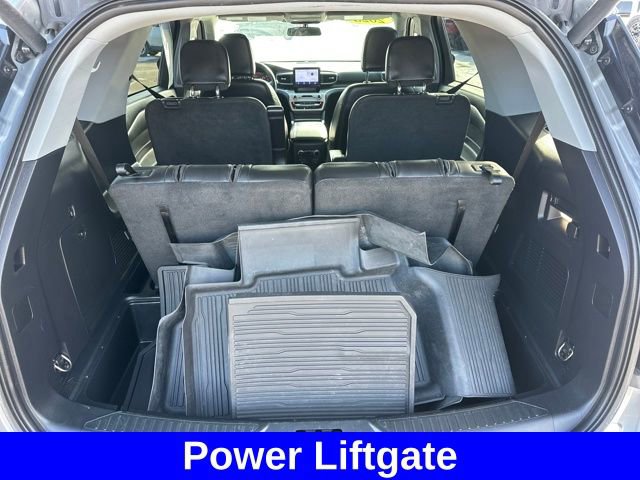 Used 2023 Ford Explorer XLT w/ Equipment Group 202A image 9