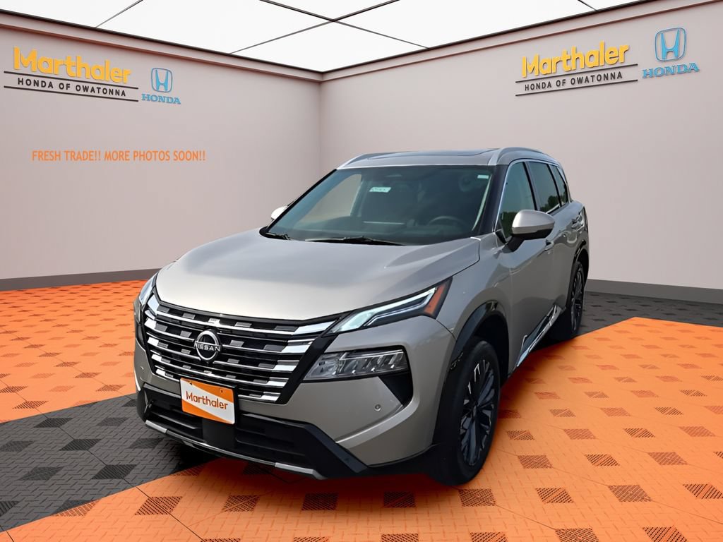 Used 2026 Nissan Rogue Platinum w/ Platinum Premium Package AWD/4WD image 1