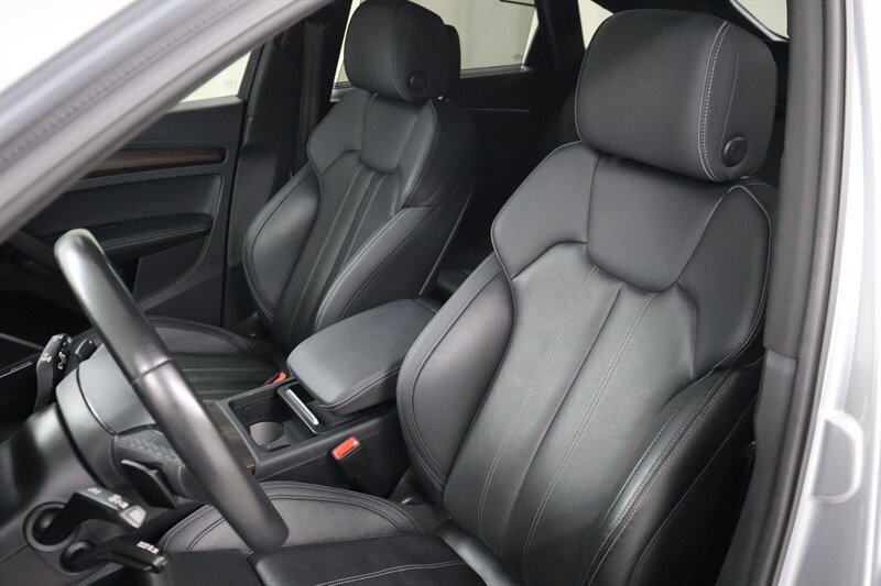 Used 2022 Audi Q5 2.0T Prestige AWD/4WD image 24