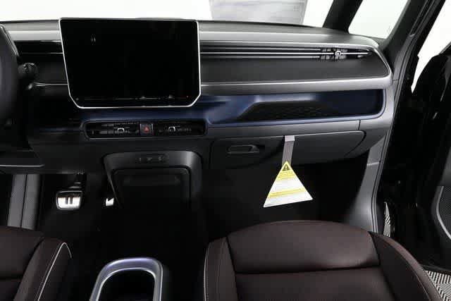 New 2025 Volkswagen ID. Buzz Pro S RWD image 36