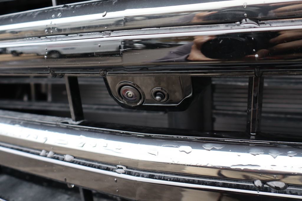 New 2026 Chevrolet Silverado 1500 High Country w/ Midnight Edition image 6
