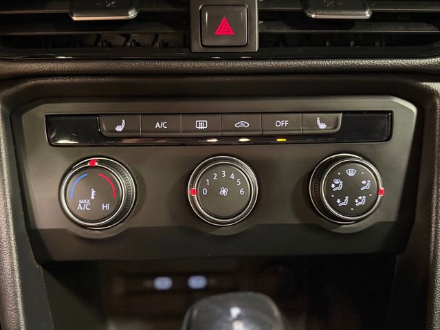 Used 2022 Volkswagen Taos SE image 29