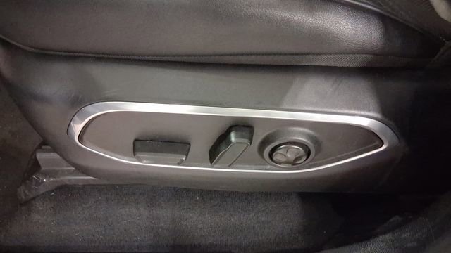 Used 2024 Jeep Wagoneer L Series II w/ Flexible Seating Group image 27