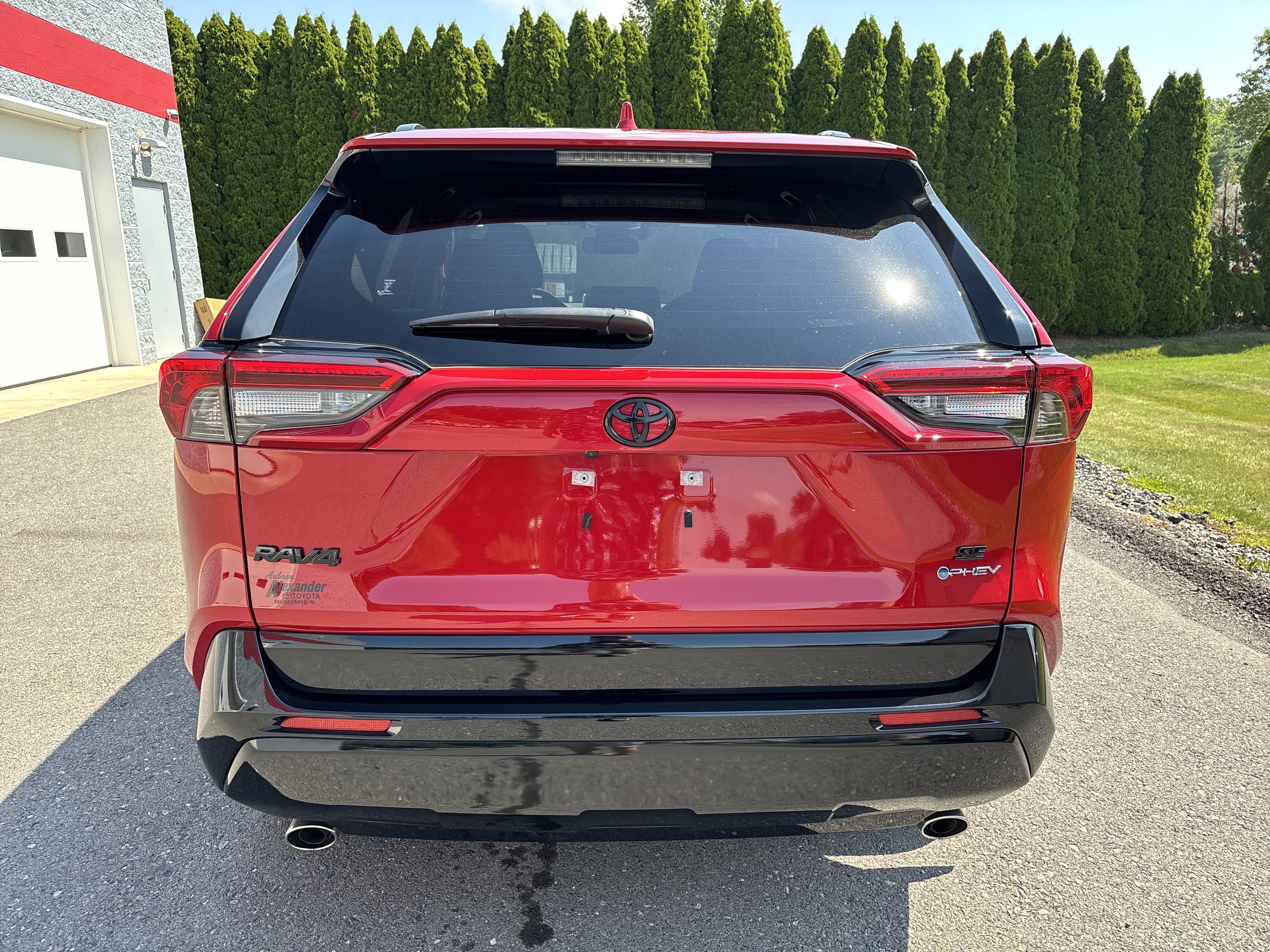 Certified 2025 Toyota RAV4 SE w/ Weather & Moonroof Package AWD/4WD image 4