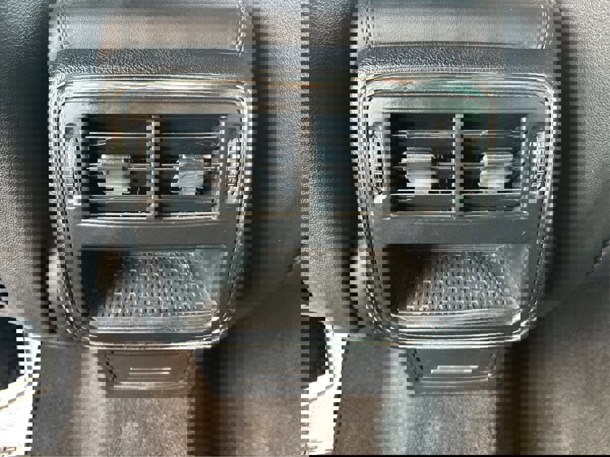 Used 2020 Lincoln Continental FWD image 13