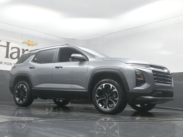 New 2026 Chevrolet Equinox LT image 2