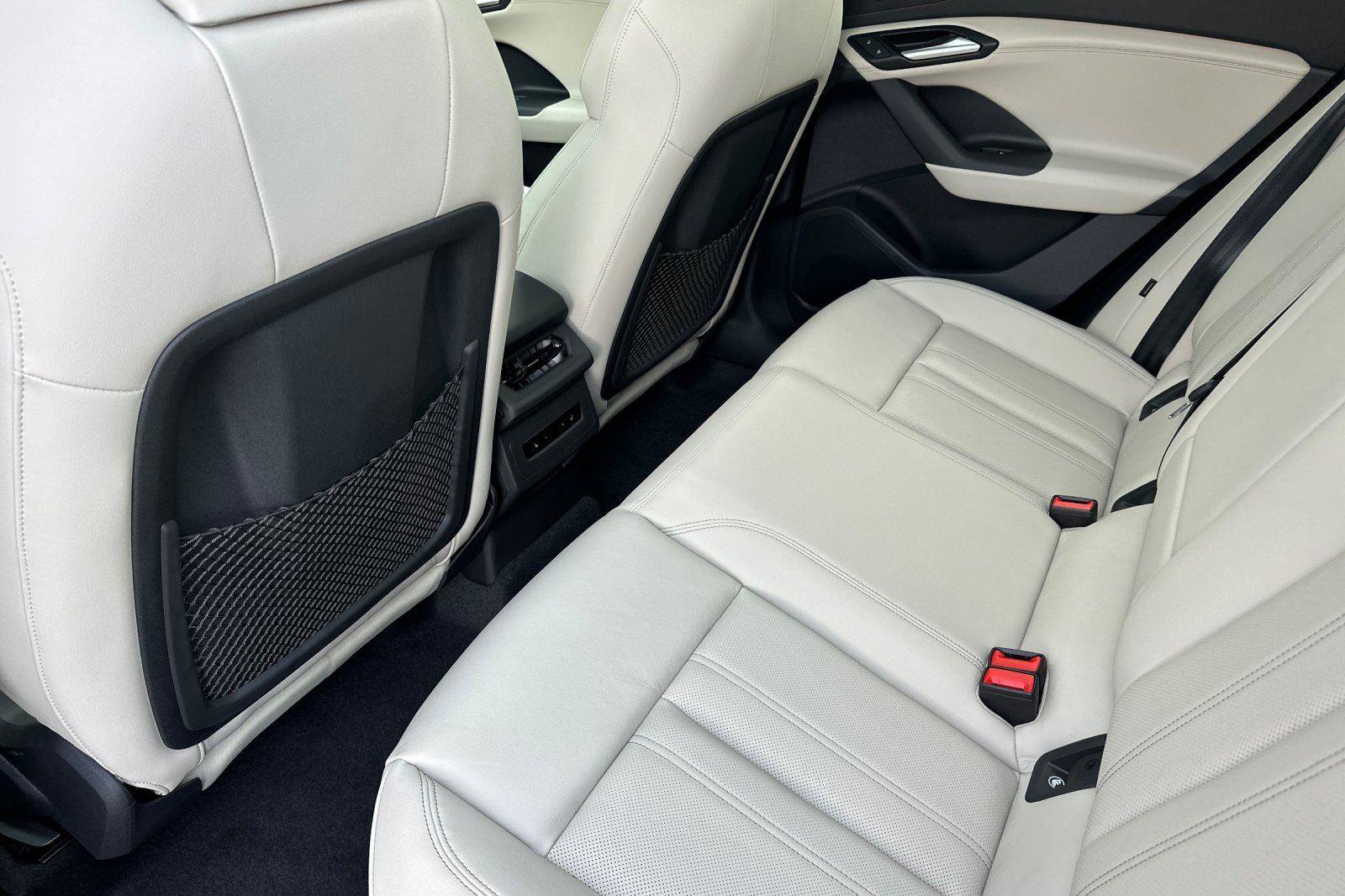 New 2025 Audi Q6 e-tron Premium Plus image 11