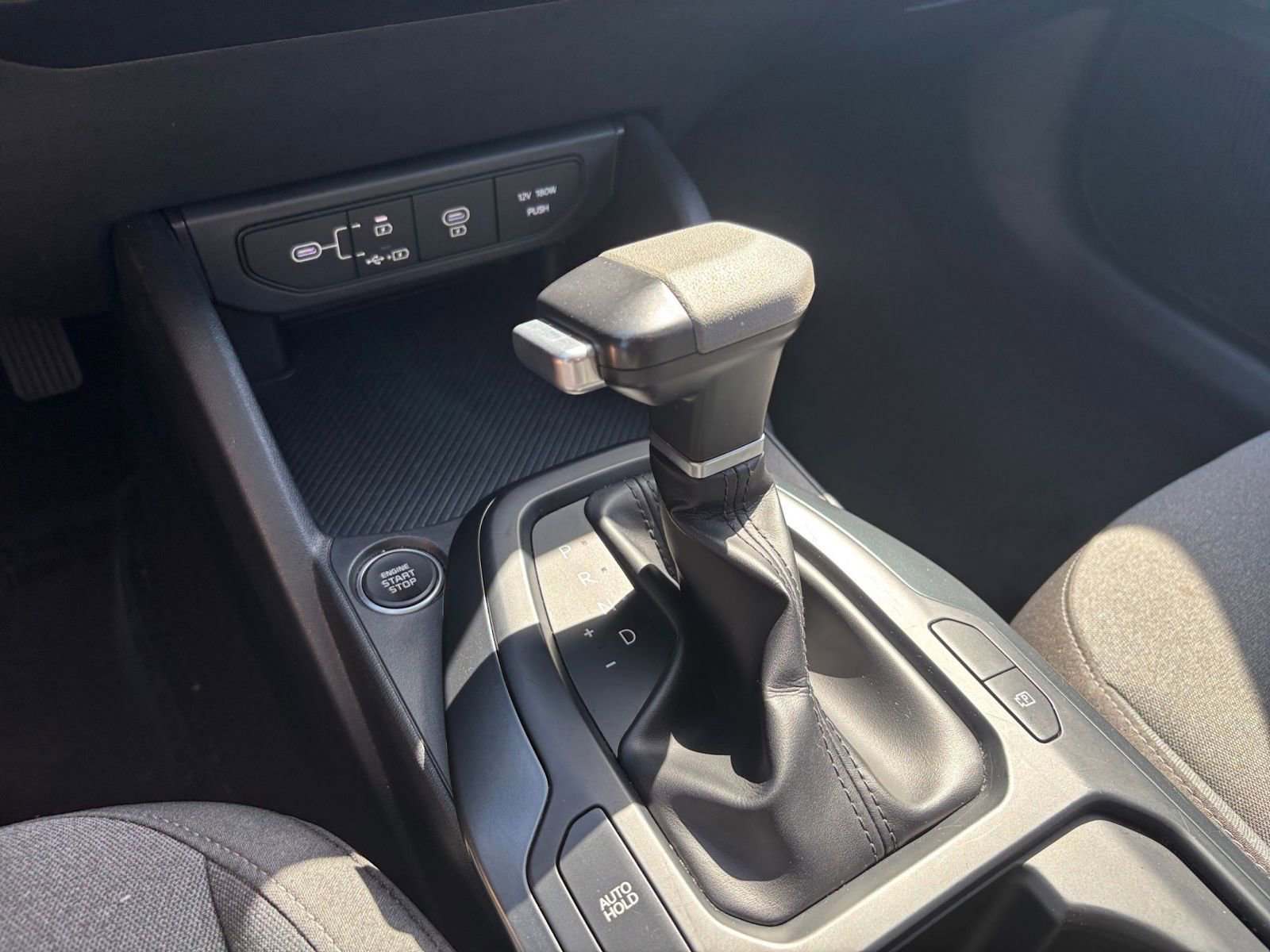 Used 2025 Kia K4 LXS image 43