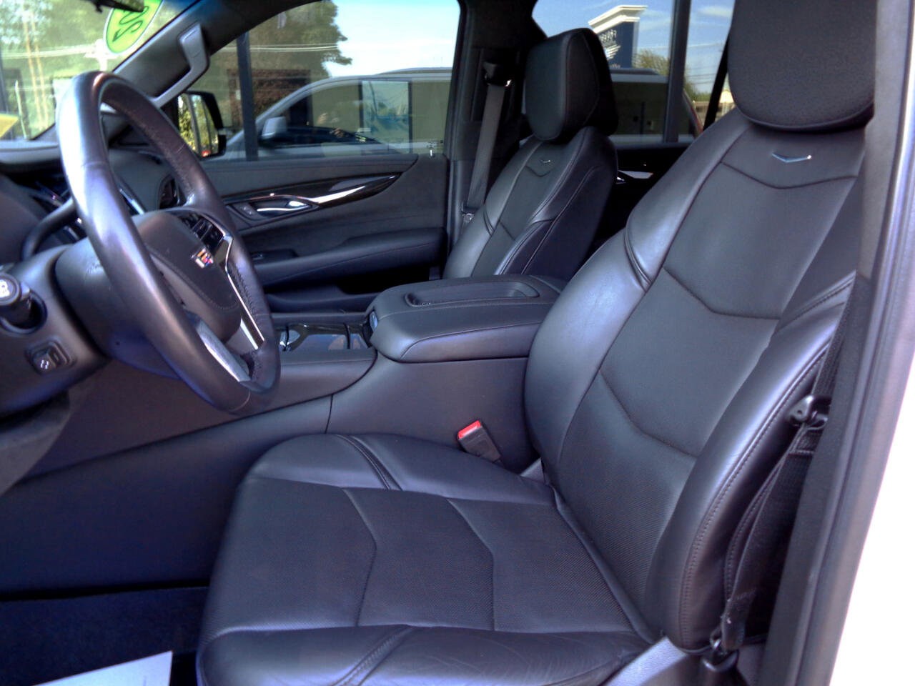 Used 2019 Cadillac Escalade ESV Platinum image 9