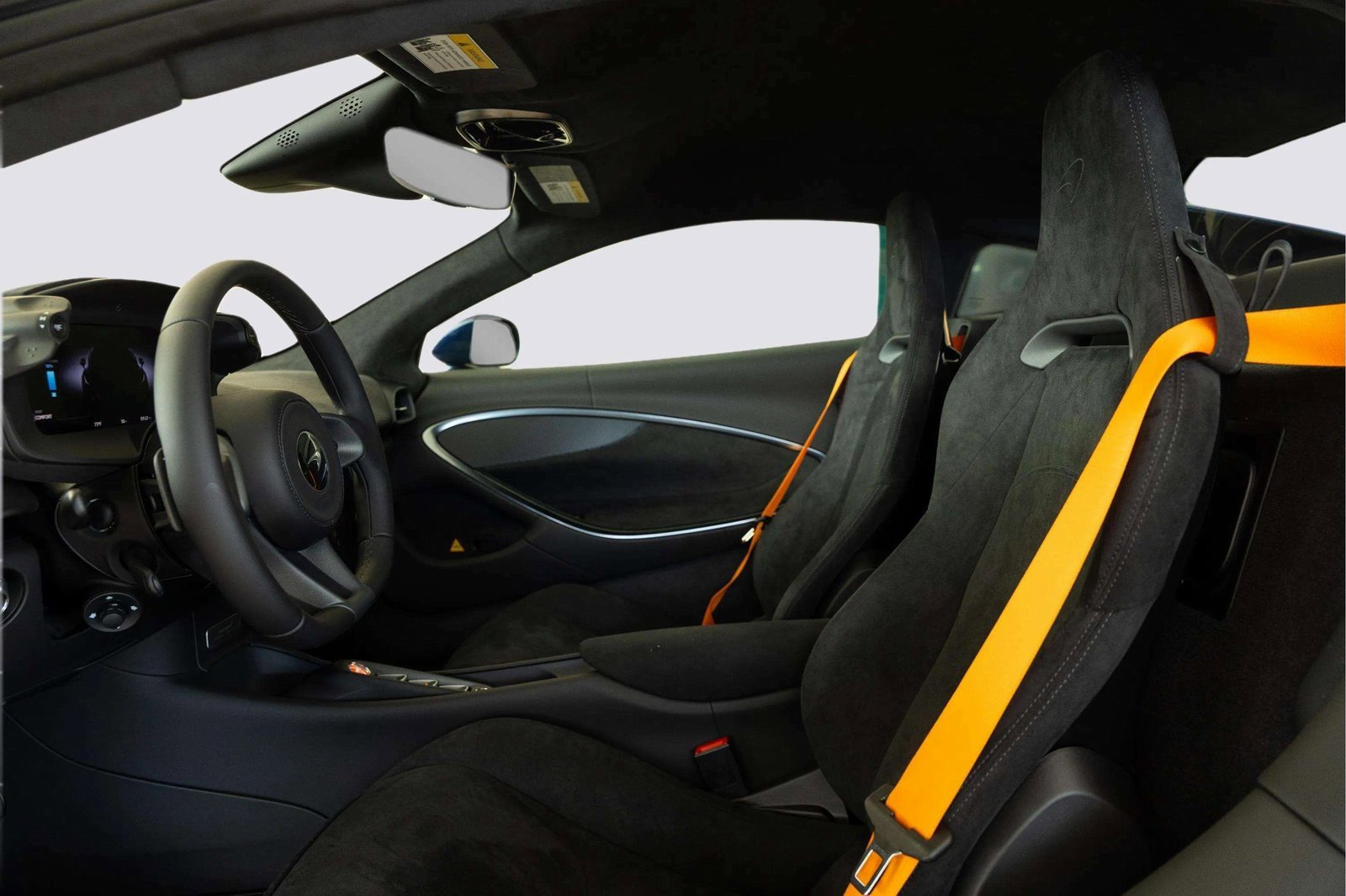 New 2026 McLaren Artura image 25