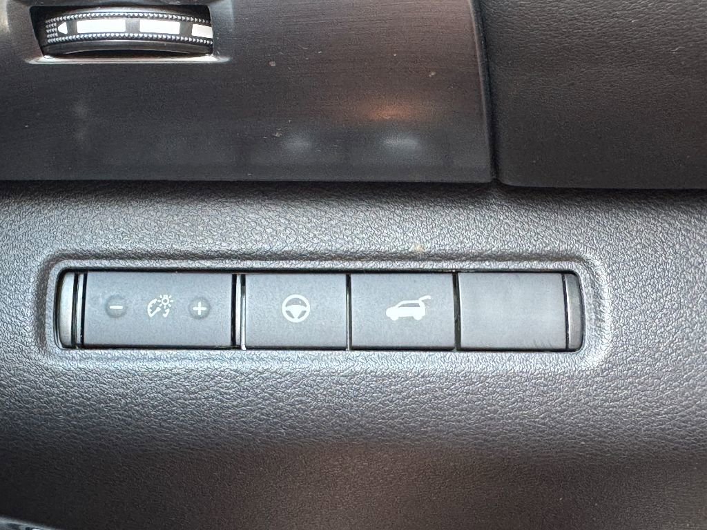 Used 2022 Nissan Pathfinder SL image 21