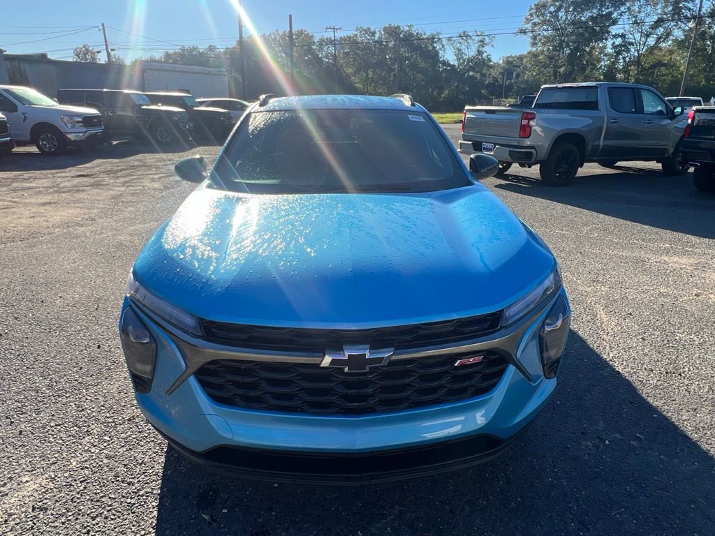 New 2025 Chevrolet Trax RS w/ Driver Confidence Package image 2