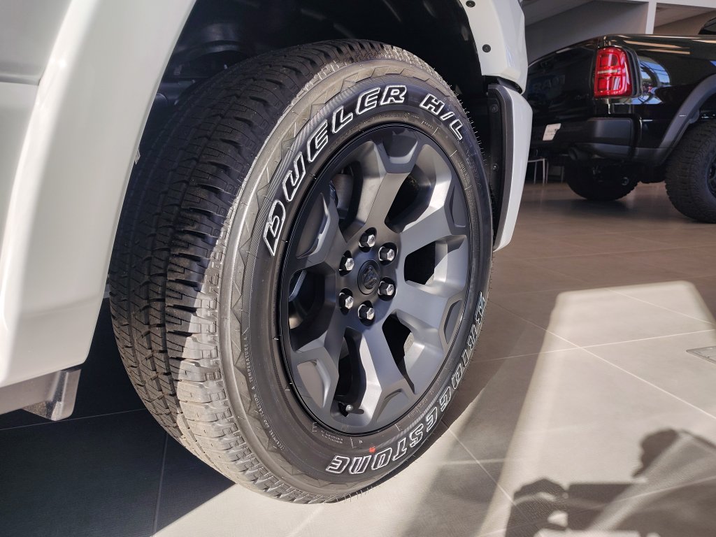 New 2026 RAM 1500 Big Horn AWD/4WD image 18