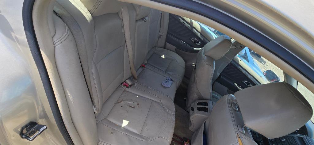 Used 2012 Ford Taurus SEL image 10