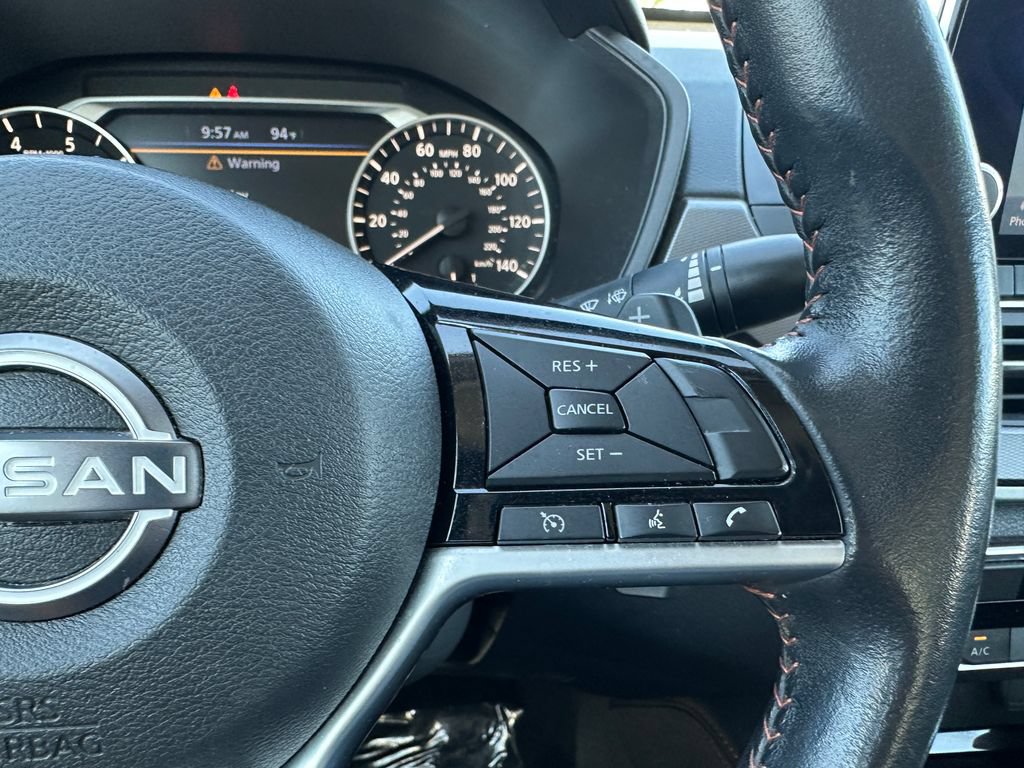 Used 2024 Nissan Altima 2.5 SR FWD image 27