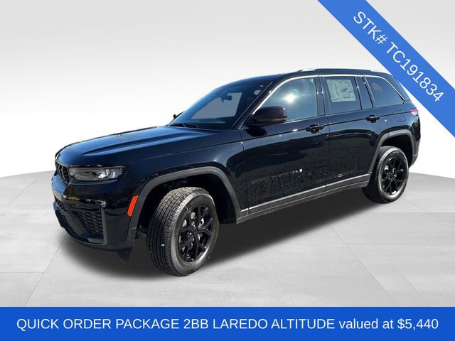 New 2026 Jeep Grand Cherokee Altitude image 3