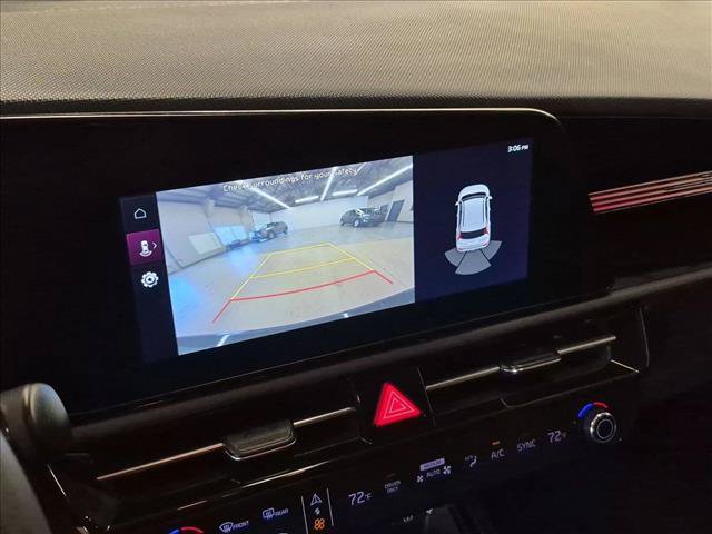 Used 2023 Kia Niro EX FWD image 14