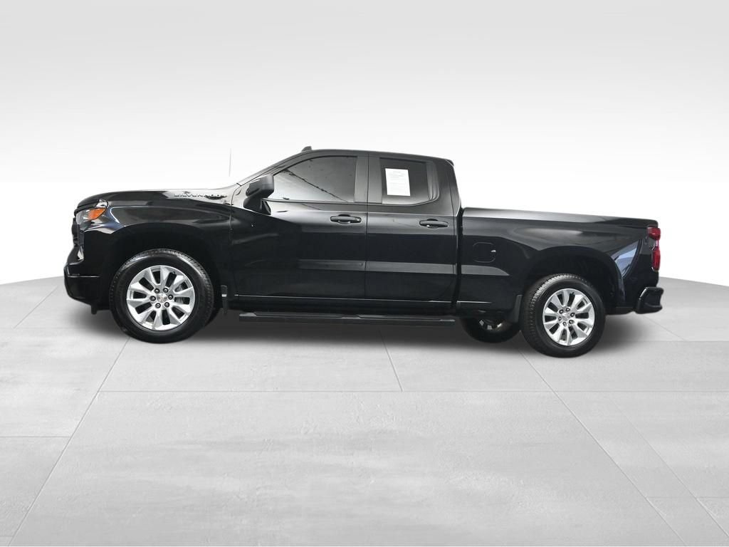 Used 2025 Chevrolet Silverado 1500 Custom RWD image 24
