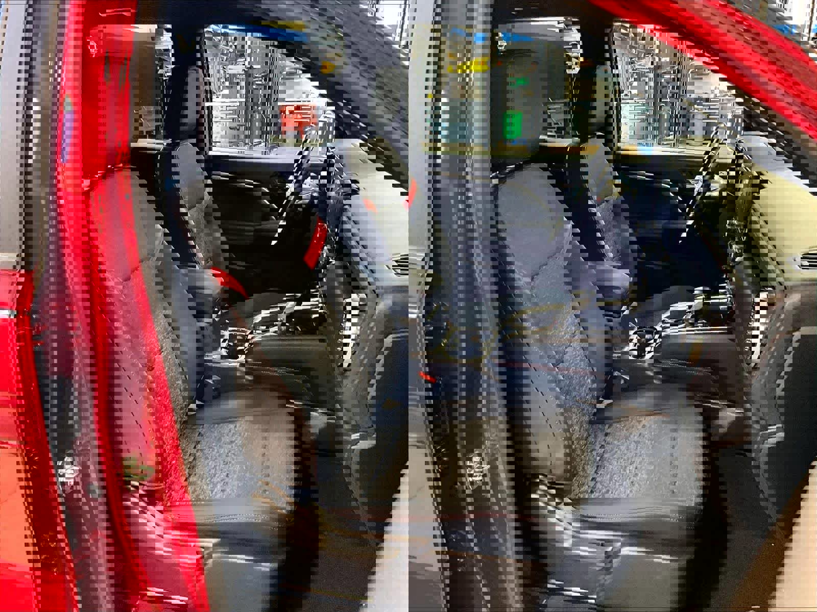 Used 2023 Chevrolet Colorado Z71 w/ Z71 Convenience Package 2 AWD/4WD image 11