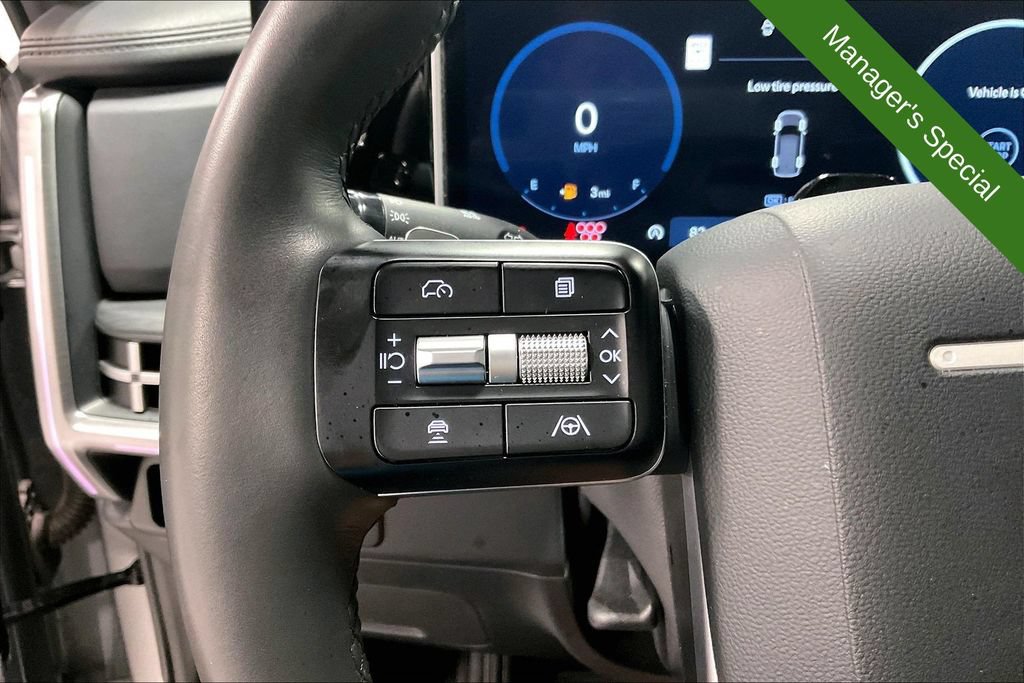 Used 2025 Hyundai Santa Fe Limited FWD image 25