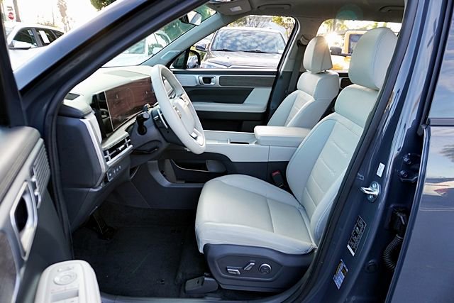 Certified 2024 Hyundai Santa Fe Limited image 14