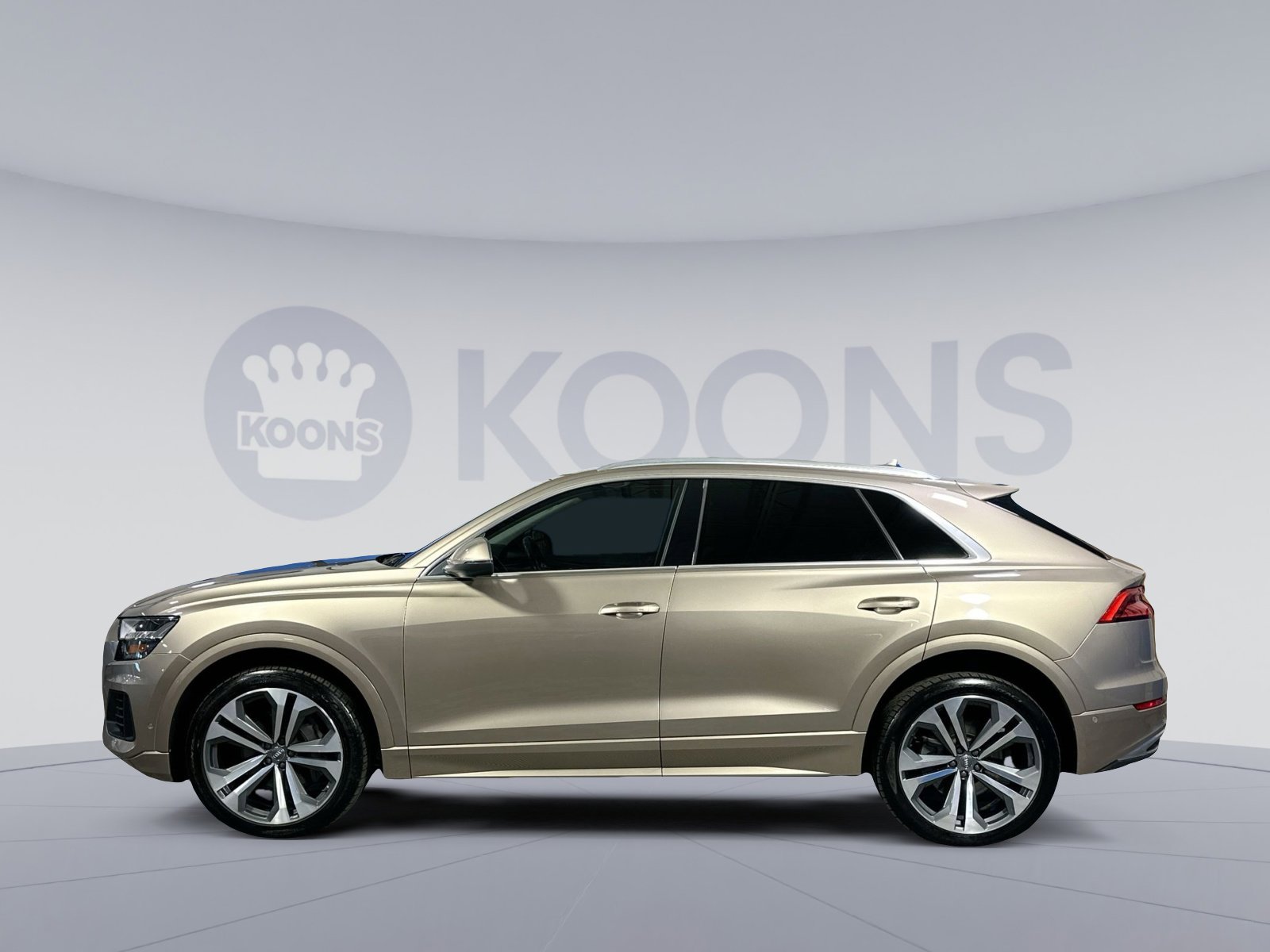 Used 2019 Audi Q8 Prestige image 2